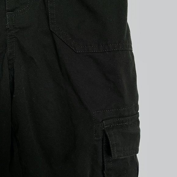 Forever 21 Black High Waisted Cargo Pants - Picture 4 of 4